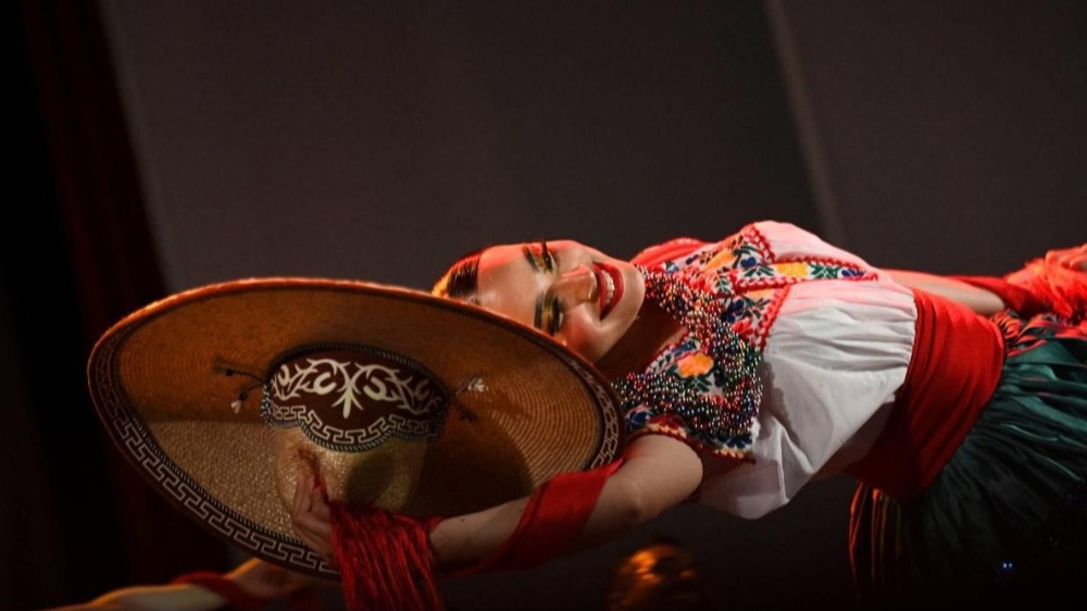 BALLET FOLKLÓRICO BÚHO NICOLAITA